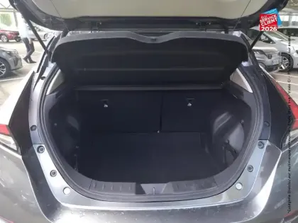 Photo 13 Nissan Leaf  217ch e+ 62kWh N-Connecta 22