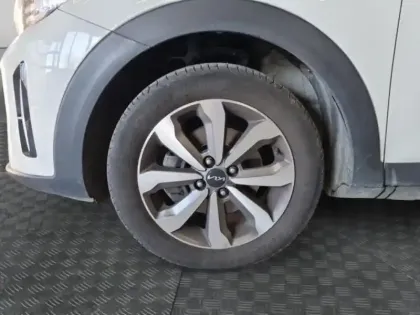 Photo 13 Kia Stonic  1.0 T-GDi 120ch MHEV Active iBVM6