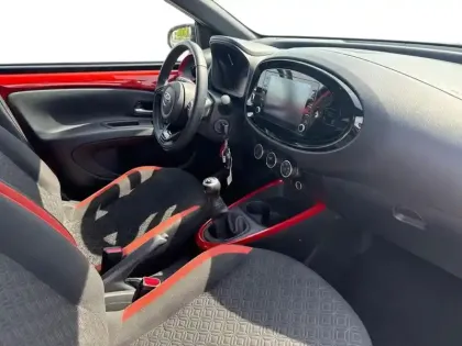 Photo 10 Toyota Aygo X  1.0 VVT-i 72ch Design MY23