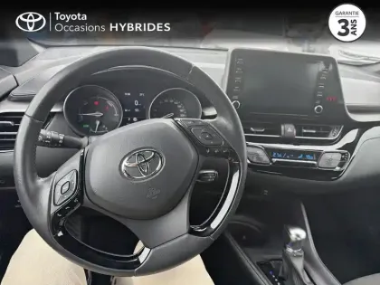Photo 8 Toyota C-HR  1.8 Hybride 122ch Dynamic Ultimate E-CVT