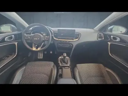 Photo 13 Kia Xceed  1.6 CRDI 136ch MHEV Active iBVM6