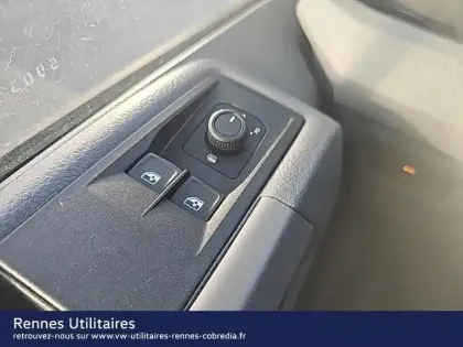 Photo 13 Volkswagen Crafter  Fg 35 L3H3 2.0 TDI 177ch Business Traction BVA8