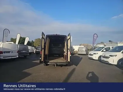 Photo 6 Volkswagen Crafter  Fg 35 L3H3 2.0 TDI 177ch Business Traction BVA8