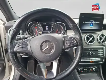 Photo 11 Mercedes GLA  200 Inspiration 7G-DCT