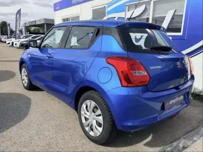 Photo 6 Suzuki Swift  1.2 Dualjet Hybrid 83 ch Pack
