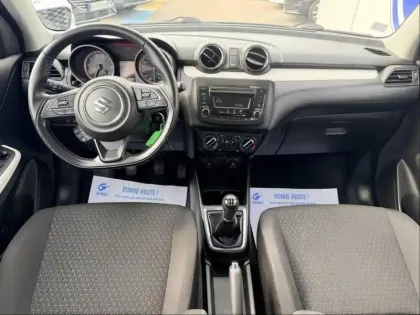 Photo 13 Suzuki Swift  1.2 Dualjet Hybrid 83 ch Pack