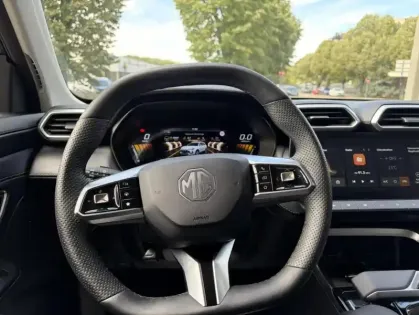 Photo 13 Mg ZS HYBRID LUXURY