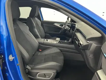Photo 13 Renault Rafale E-Tech full hybrid 200 ch esprit Alpine 5p