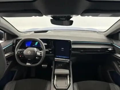 Photo 29 Renault Rafale E-Tech full hybrid 200 ch esprit Alpine 5p