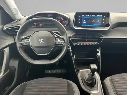 Photo 34 Peugeot 2008  PureTech 100 S&S BVM6
