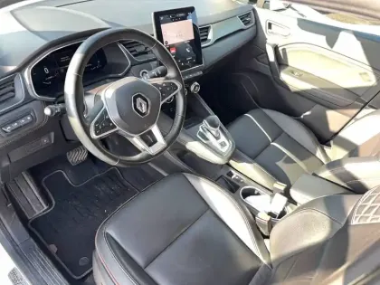 Photo 8 Renault Captur  E-Tech Plug-in 160 - 21