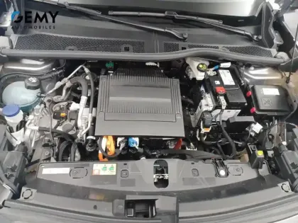 Photo 11 Peugeot 2008  Electrique 54 kWh 156 ch