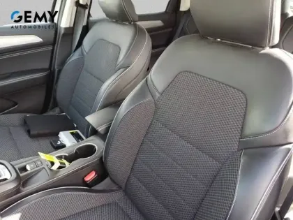 Photo 8 Renault Arkana  mild hybrid 140 EDC FAP - 22