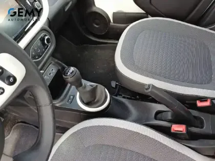 Photo 11 Renault Twingo  III SCe 65
