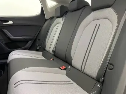 Photo 14 Seat Leon  1.0 eTSI 110 DSG7