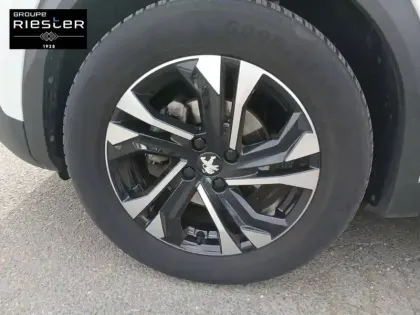 Photo 12 Peugeot 2008  PureTech 130 S&S EAT8