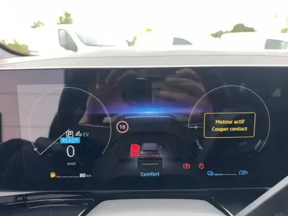 Photo 21 Renault Austral  E-Tech hybrid 200