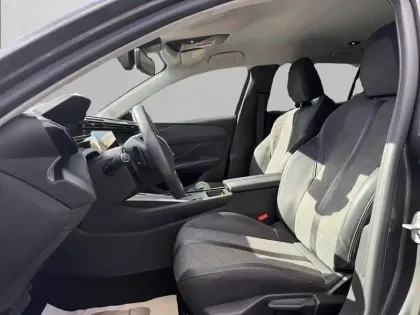 Photo 10 Peugeot 408  PureTech 130 ch S&S EAT8