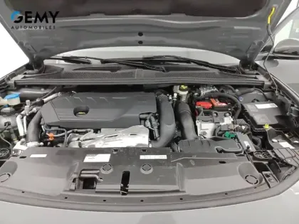 Photo 15 Peugeot 308  SW PHEV 225 e-EAT8