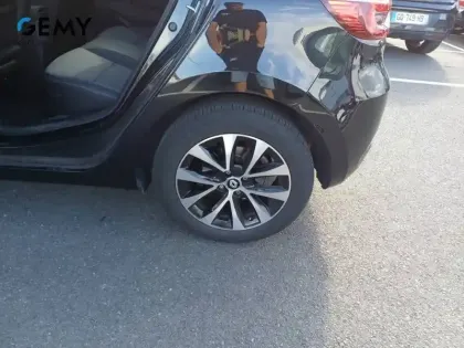 Photo 10 Renault Clio  TCe 90