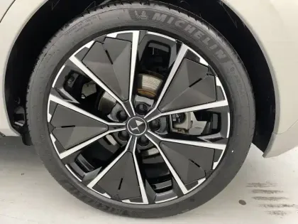 Photo 18 DS DS 4  Hybride E-Tense 225 EAT8
