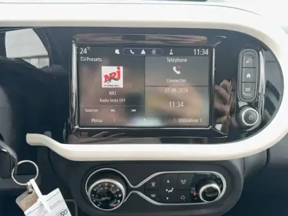 Photo 17 Renault Twingo  III E-Tech