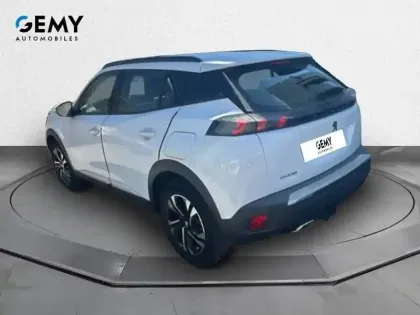 Photo 6 Peugeot 2008  PureTech 130 S&S EAT8