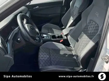 Photo 11 Volkswagen Golf  1.5 eTSI OPF 150 DSG7