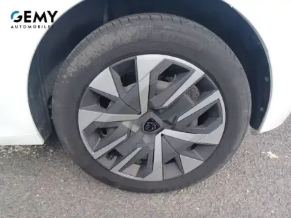 Photo 10 Peugeot 208  PureTech 75 S&S BVM5