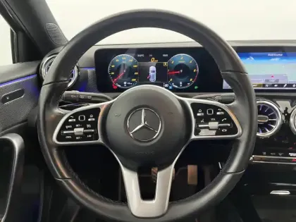 Photo 22 Mercedes Classe A  200 d 8G-DCT