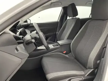 Photo 13 Peugeot 308  BlueHDi 130ch S&S EAT8