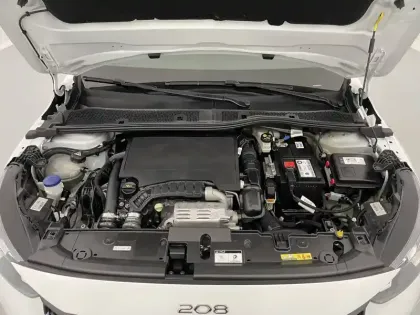 Photo 20 Peugeot 208  PureTech 100 S&S BVM6