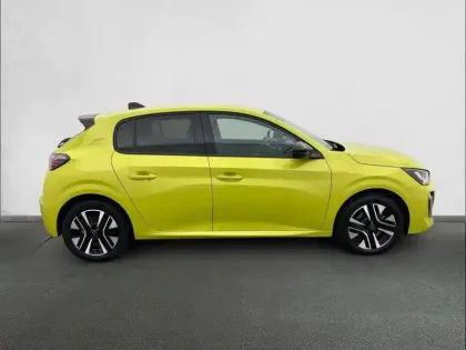 Photo 23 Peugeot 208  Hybrid 100 e-DCS6