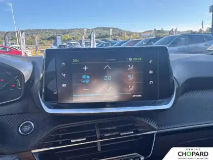 Photo 23 Peugeot 208  Electrique 50 kWh 136ch