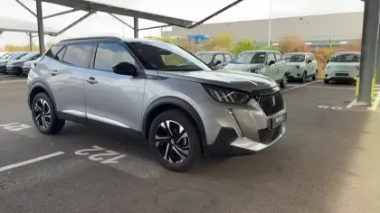 Photo 7 Peugeot 2008  PureTech 130 S&S BVM6