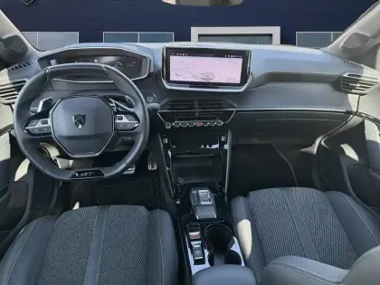 Photo 12 Peugeot 208  Hybrid 100 e-DCS6