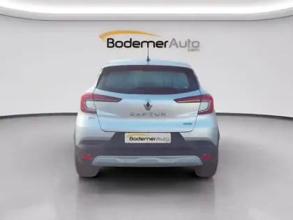 Photo 18 Renault Captur  E-Tech 145 - 21