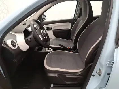 Photo 25 Renault Twingo  III E-Tech