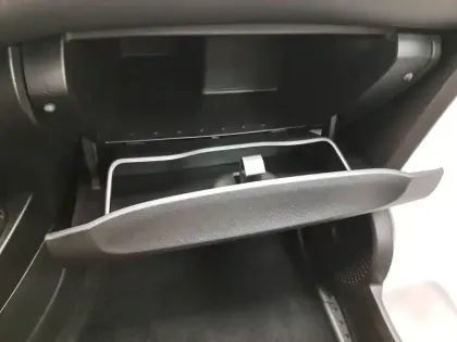 Photo 37 Renault Twingo  III E-Tech