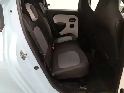Photo 20 Renault Twingo  III E-Tech