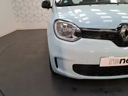 Photo 8 Renault Twingo  III E-Tech