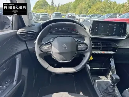 Photo 8 Peugeot 2008  PureTech 100 S&S BVM6