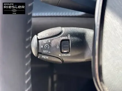 Photo 20 Peugeot 2008  PureTech 100 S&S BVM6