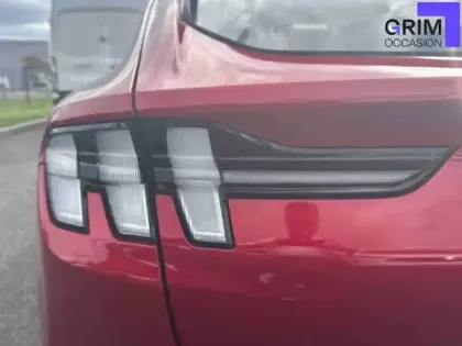 Photo 18 Ford Mustang  Mach-E Standard Range 76 kWh 269 ch