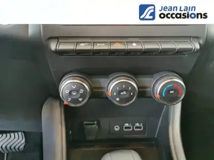 Photo 13 Renault Captur  mild hybrid 140 EDC