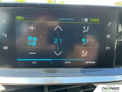 Photo 19 Peugeot 208  Electrique 50 kWh 136ch
