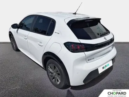 Photo 6 Peugeot 208  Electrique 50 kWh 136ch