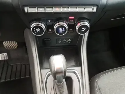 Photo 36 Renault Captur  E-Tech 145 - 21
