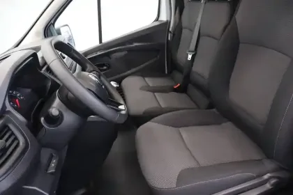 Photo 20 Renault Trafic  FG BLUE DCI 130 L1H1 3T GSR2