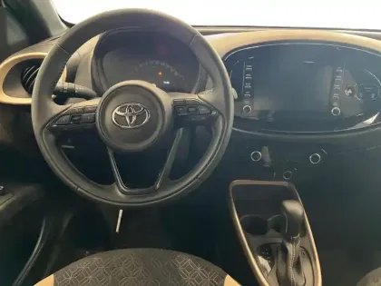 Photo 10 Toyota Aygo X  1.0 VVT-i 72ch Design S-CVT MY23